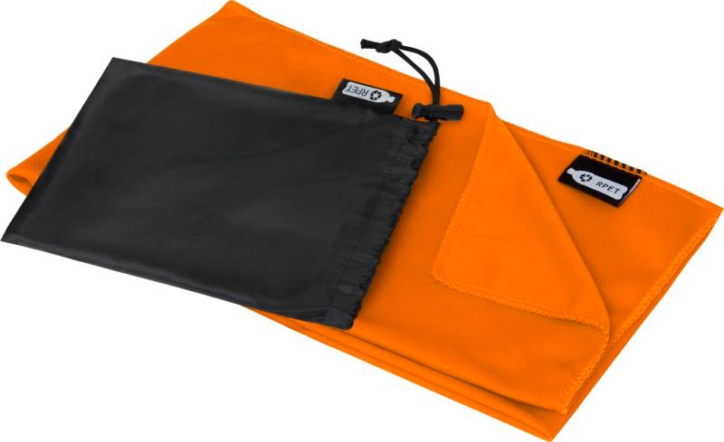 Raquel cooling towel made from recycled PET