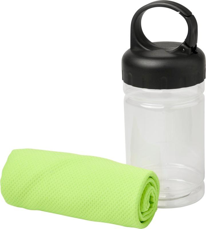 Remy cooling towel in PET container